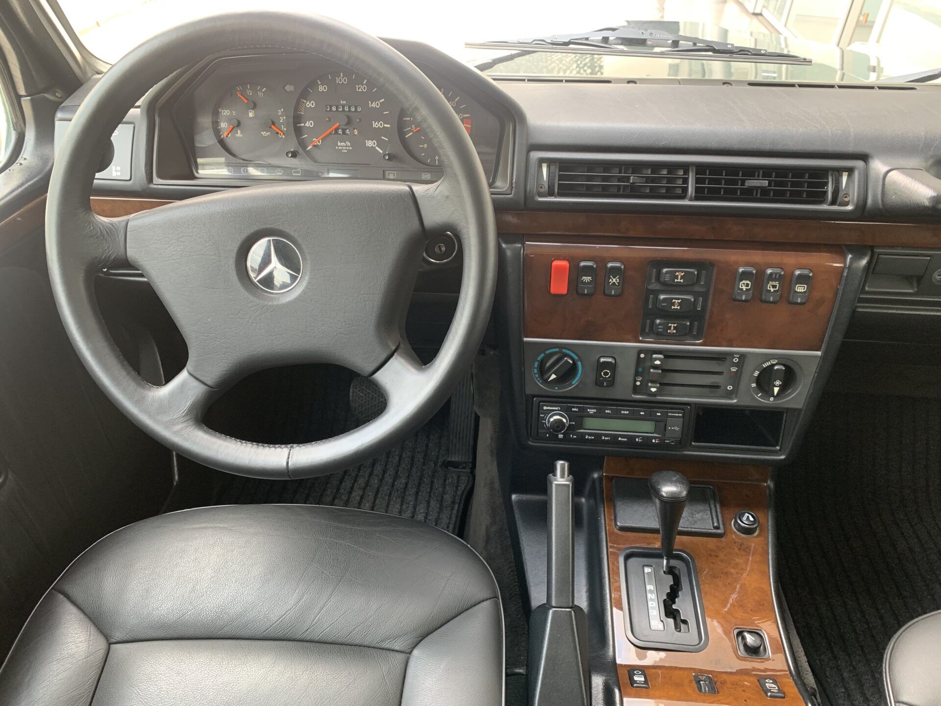 MERCEDES BENZ 300GE - Imagen 4