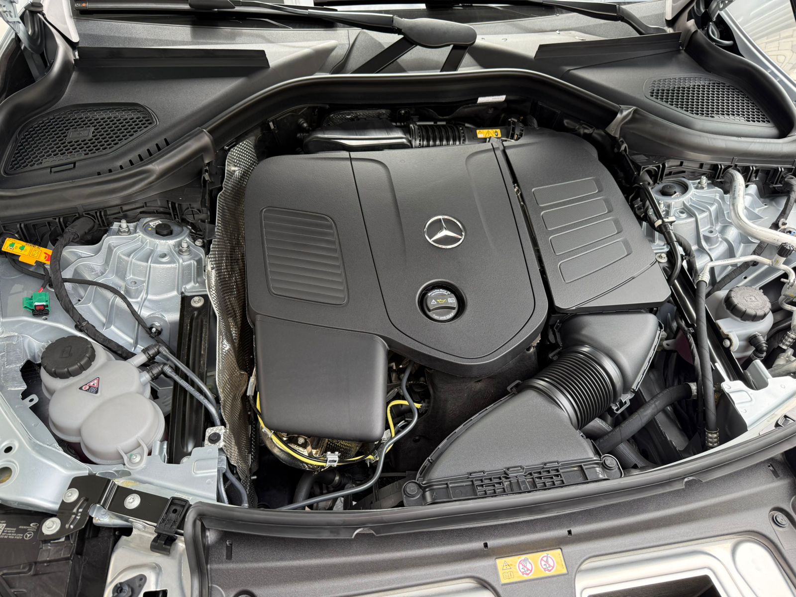 MERCEDES BENZ GLC350e - Imagen 8