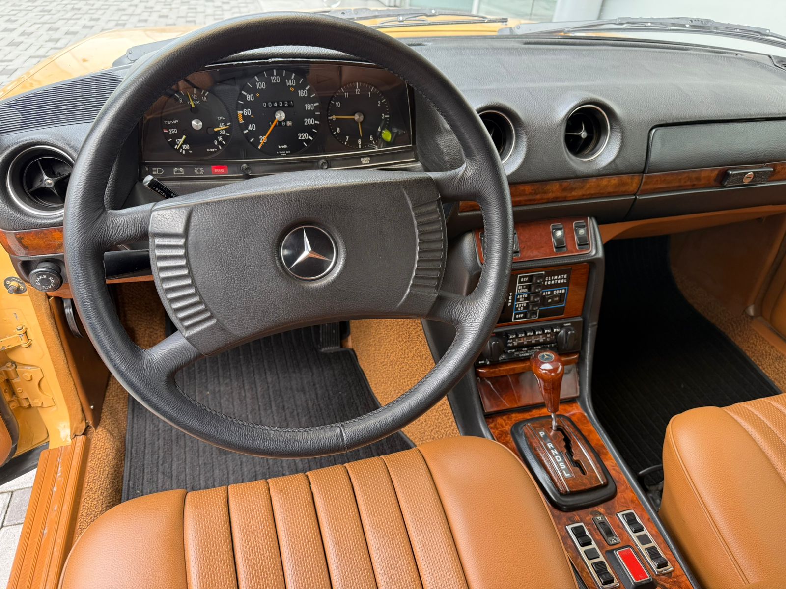MERCEDES BENZ 280CE - Imagen 3