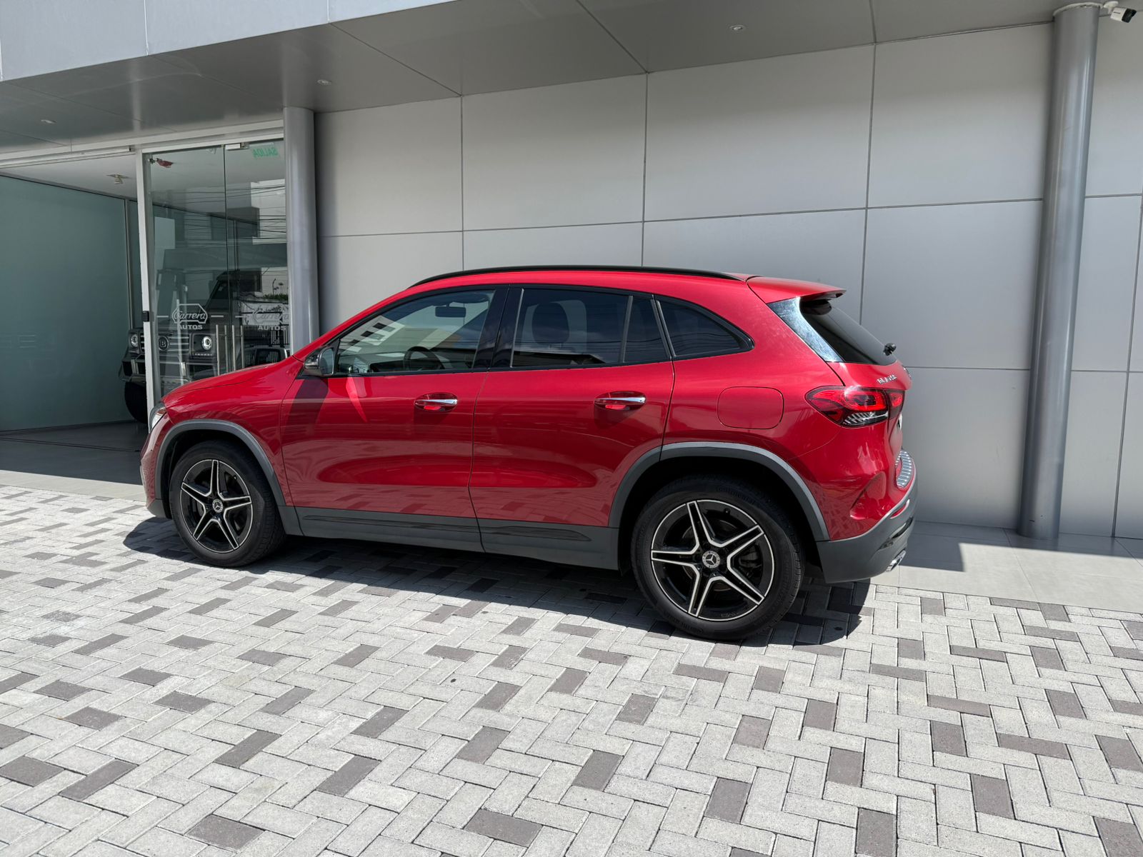 MERCEDES BENZ GLA250 - Imagen 2