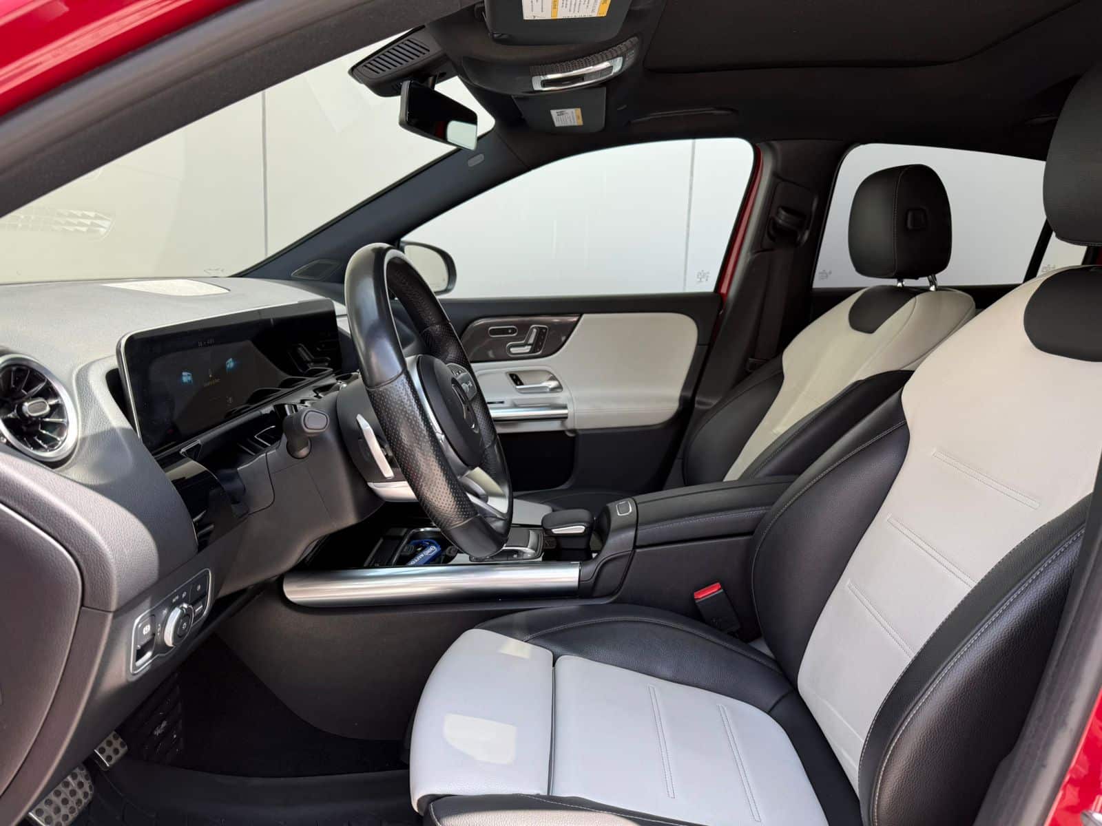 MERCEDES BENZ GLA250 - Imagen 3