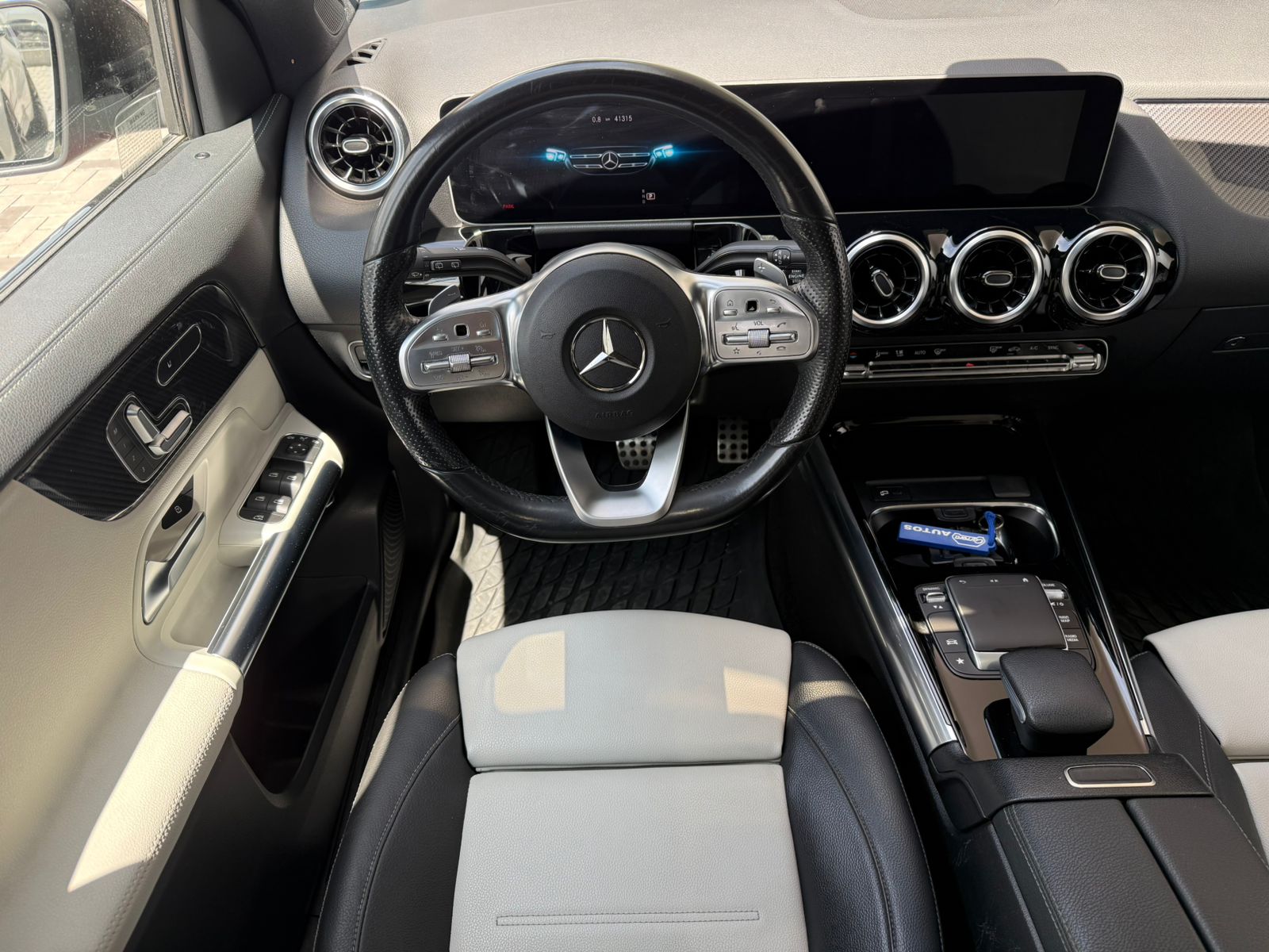 MERCEDES BENZ GLA250 - Imagen 6