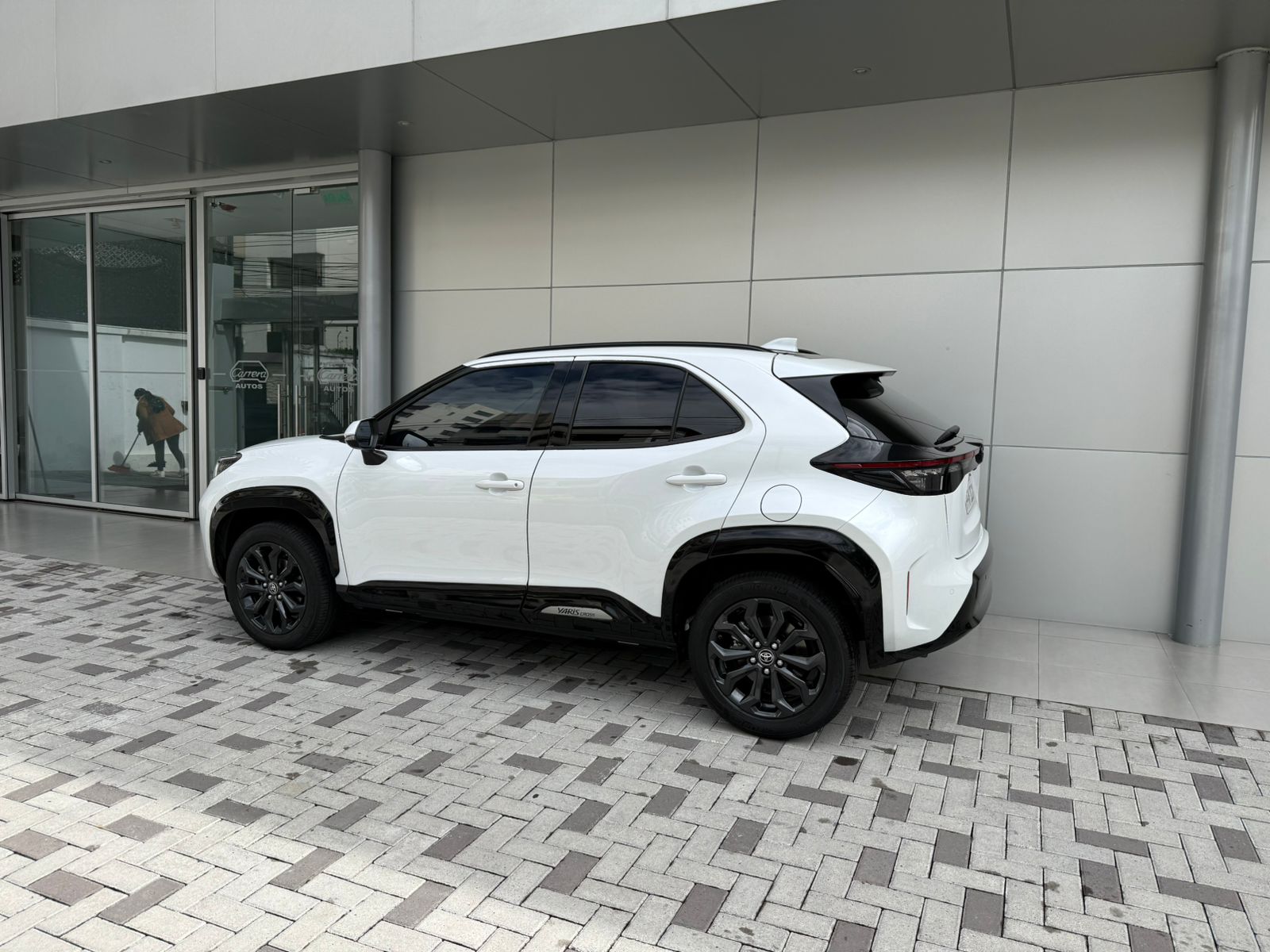 TOYOTA YARIS CROSS - Imagen 2