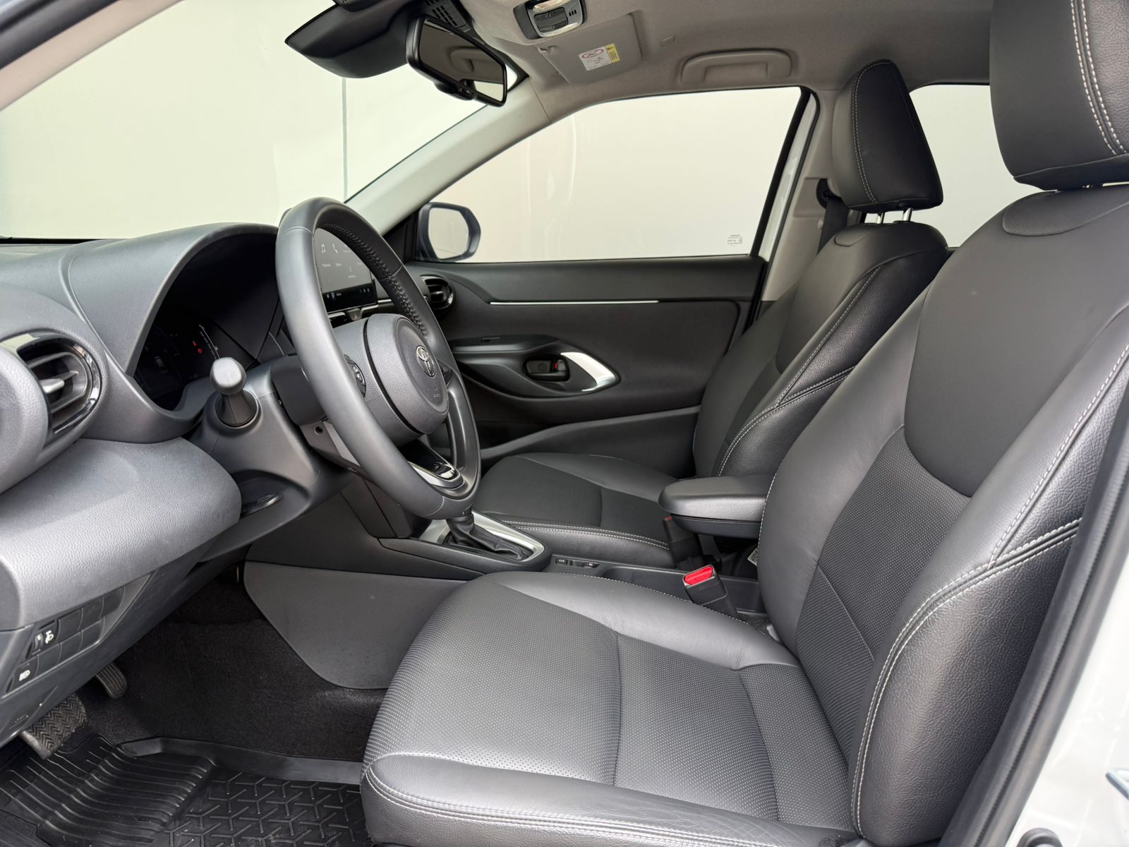 TOYOTA YARIS CROSS - Imagen 4