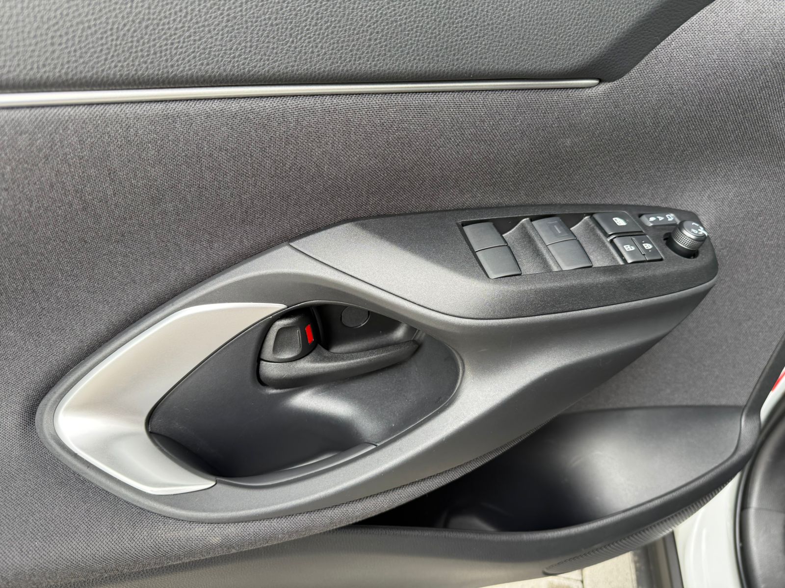 TOYOTA YARIS CROSS - Imagen 6