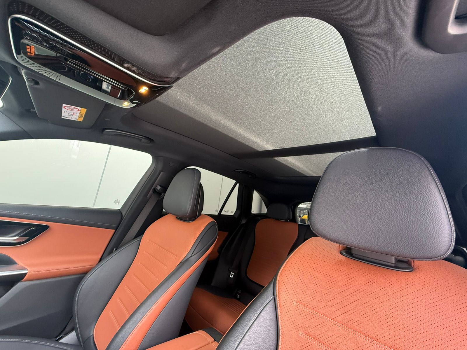 MERCEDES BENZ GLC300 - Imagen 5