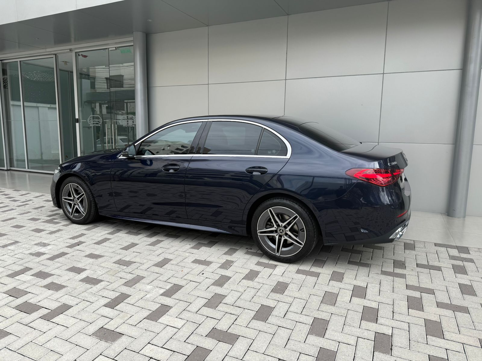 MERCEDES BENZ C300 - Imagen 2