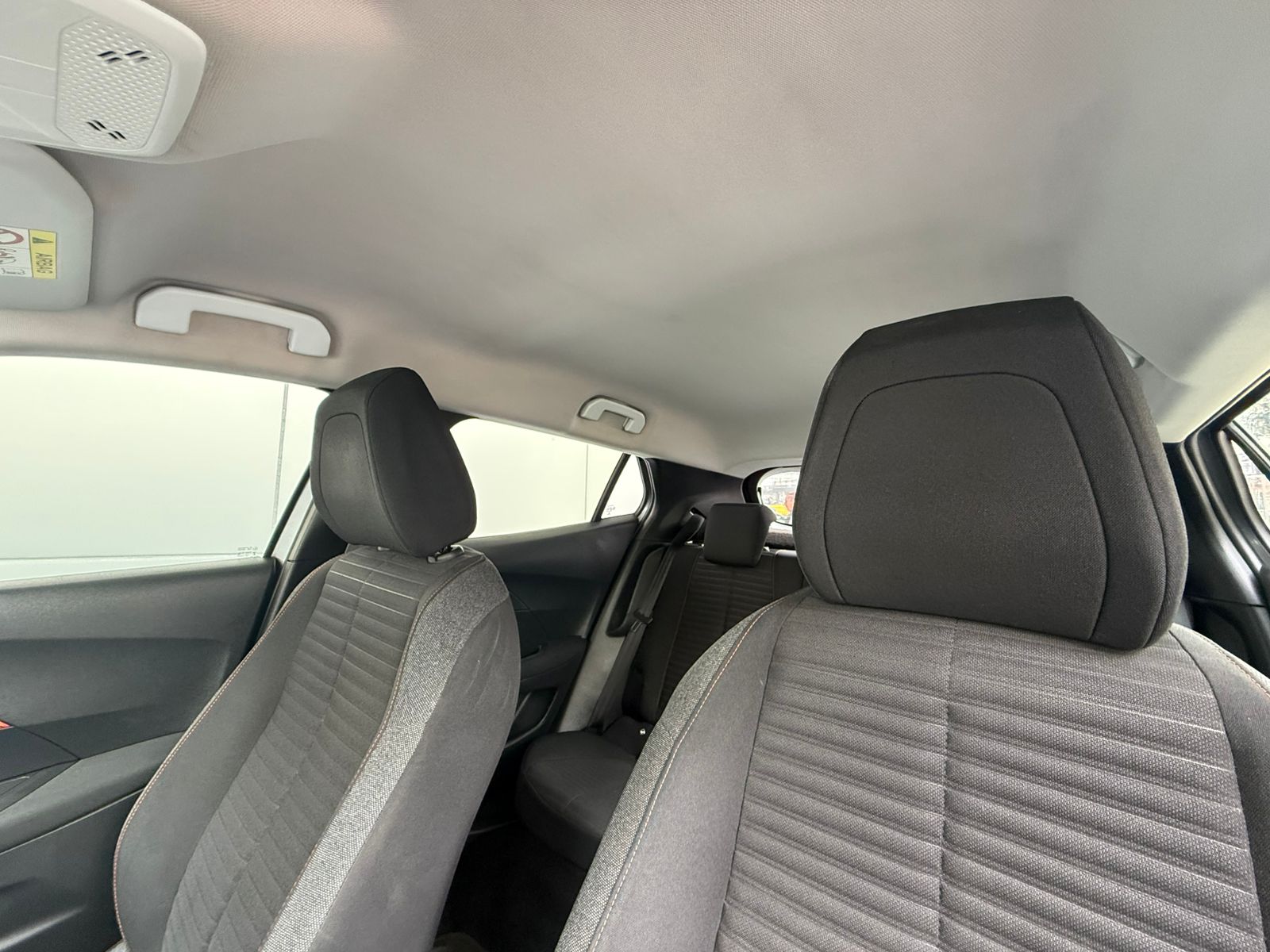 PEUGEOT 2008 - Imagen 5