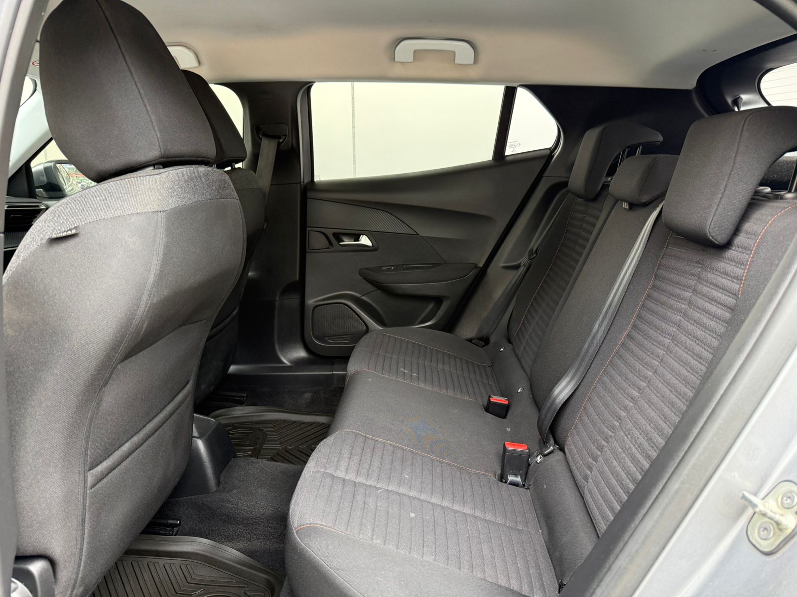 PEUGEOT 2008 - Imagen 7