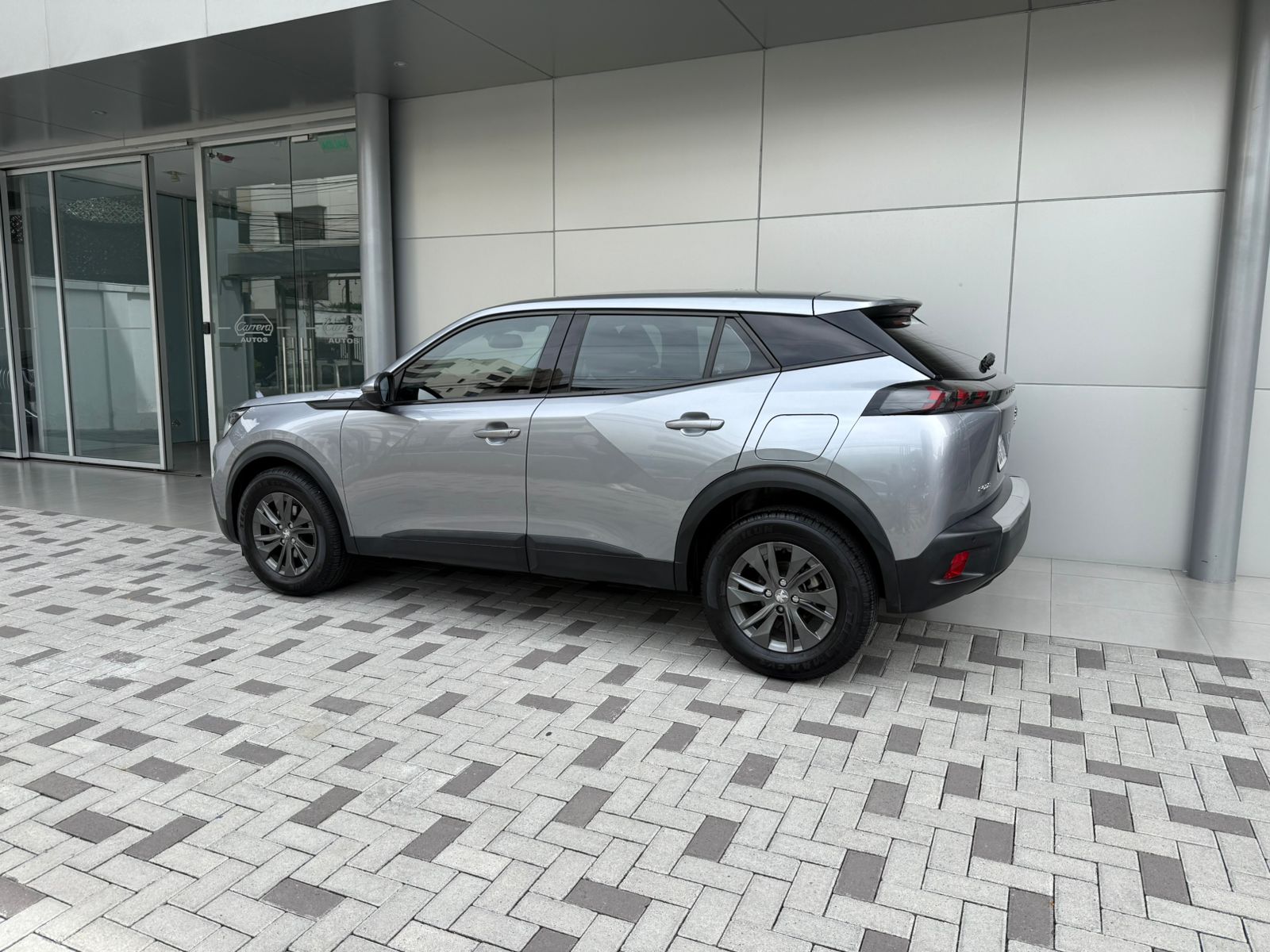 PEUGEOT 2008 - Imagen 2