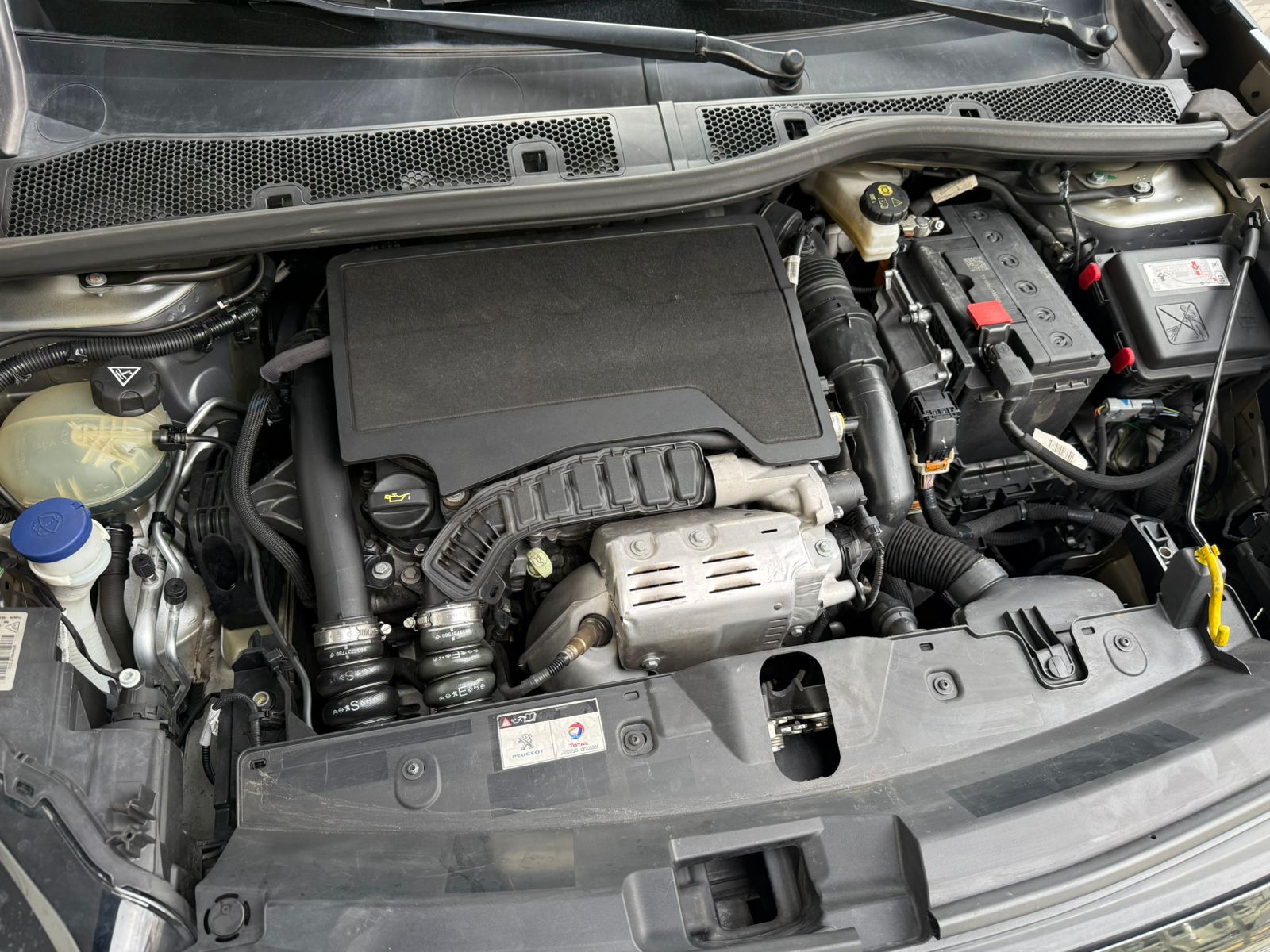 PEUGEOT 2008 - Imagen 8
