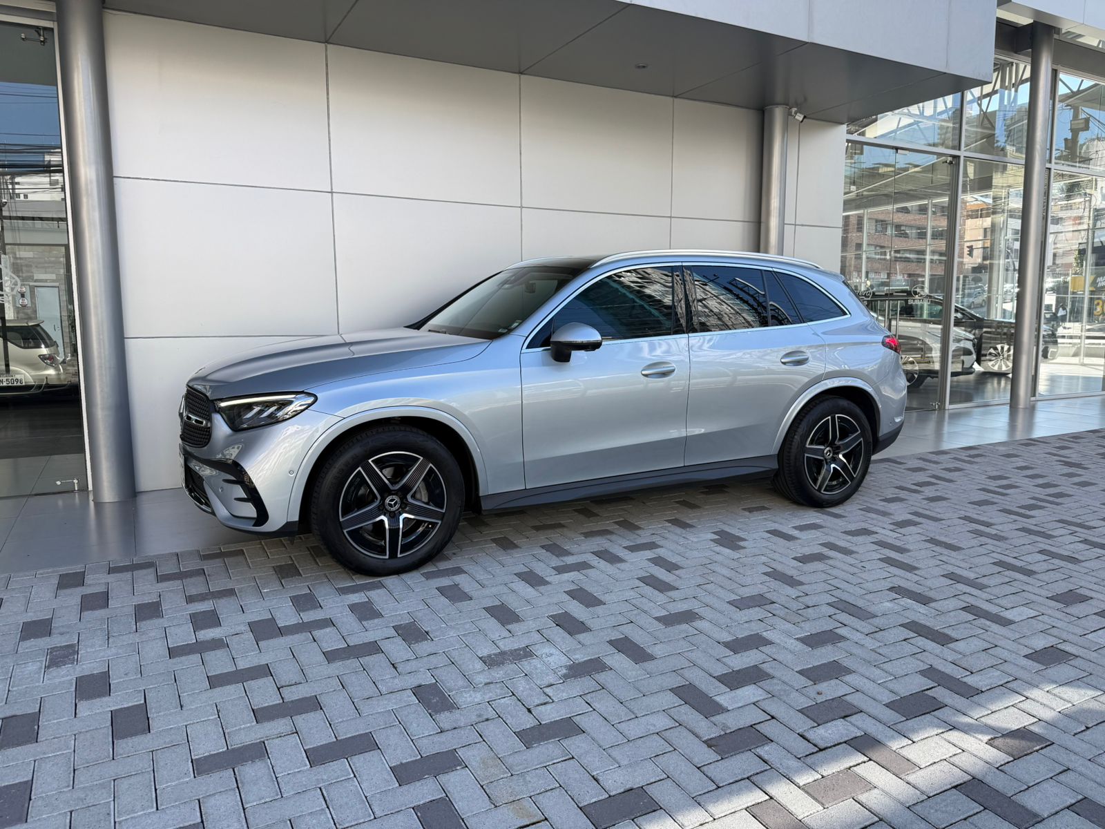 MERCEDES BENZ GLC300