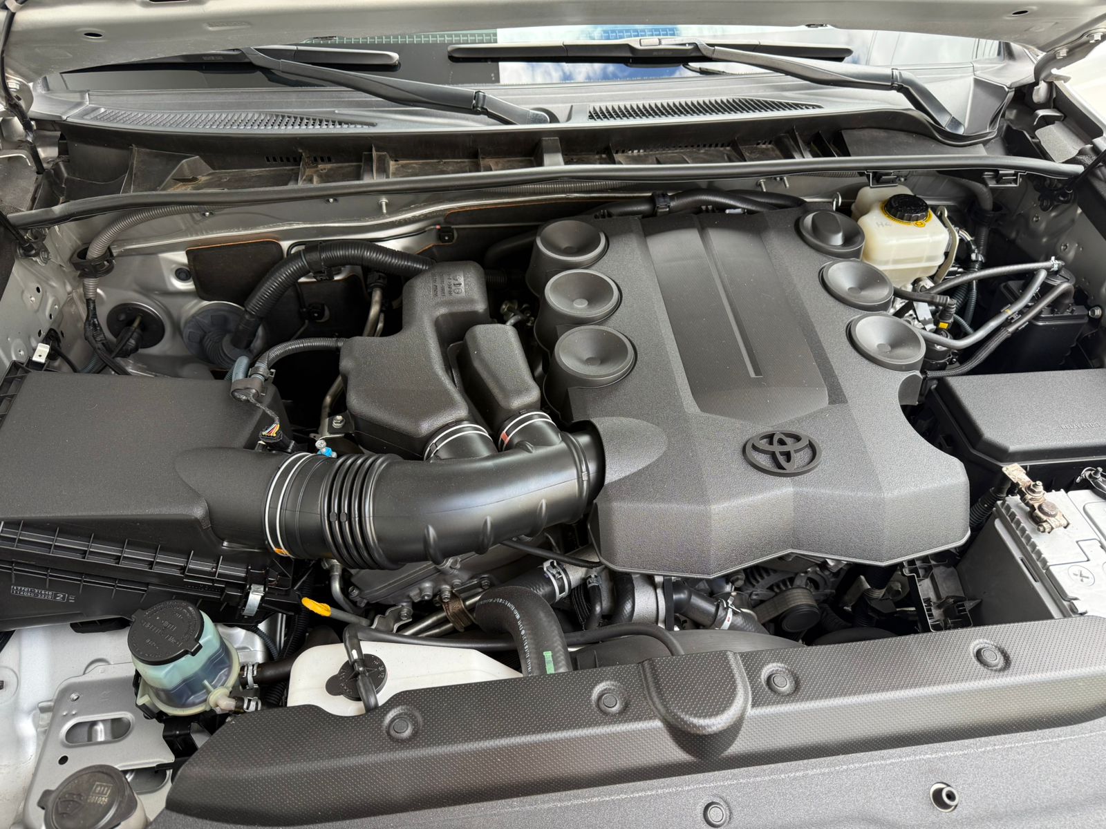 TOYOTA 4RUNNER SR5 - Imagen 8