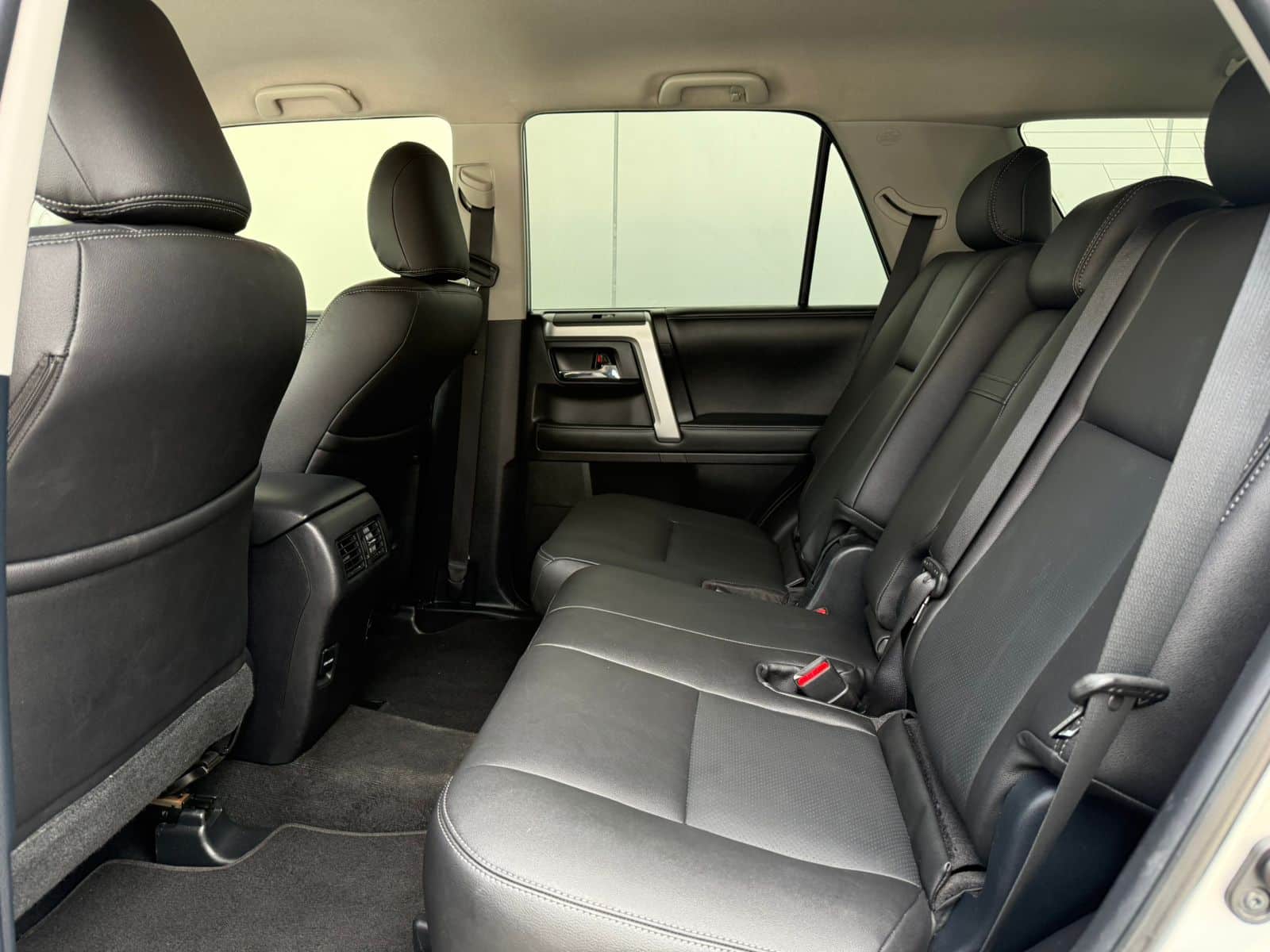 TOYOTA 4RUNNER SR5 - Imagen 5