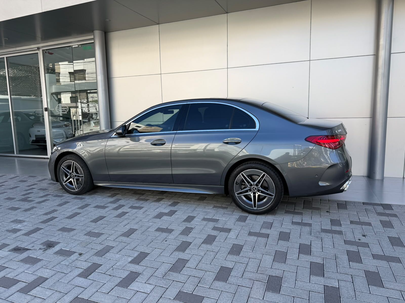 MERCEDES BENZ C300 - Imagen 2