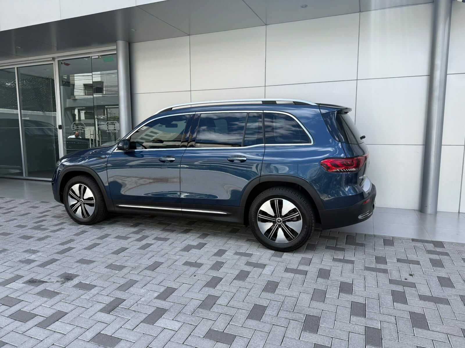 MERCEDES BENZ EQB350 - Imagen 2