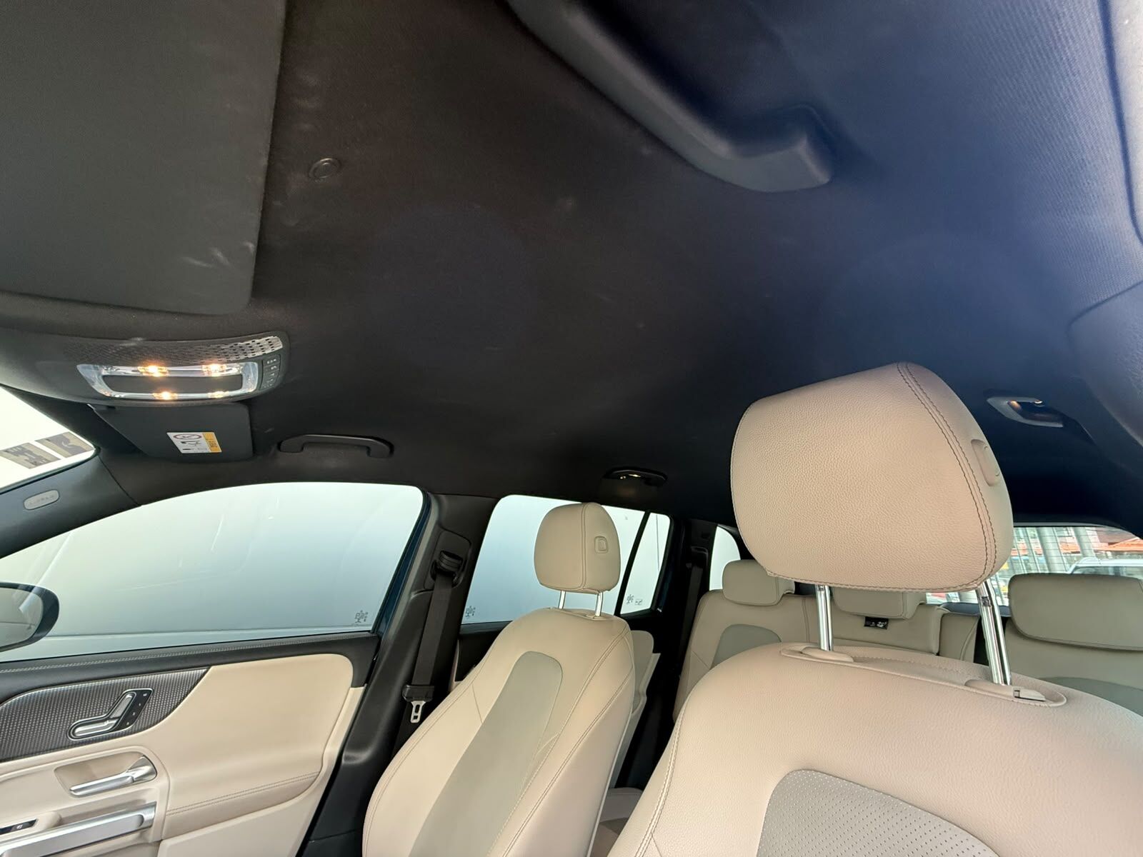 MERCEDES BENZ EQB350 - Imagen 6