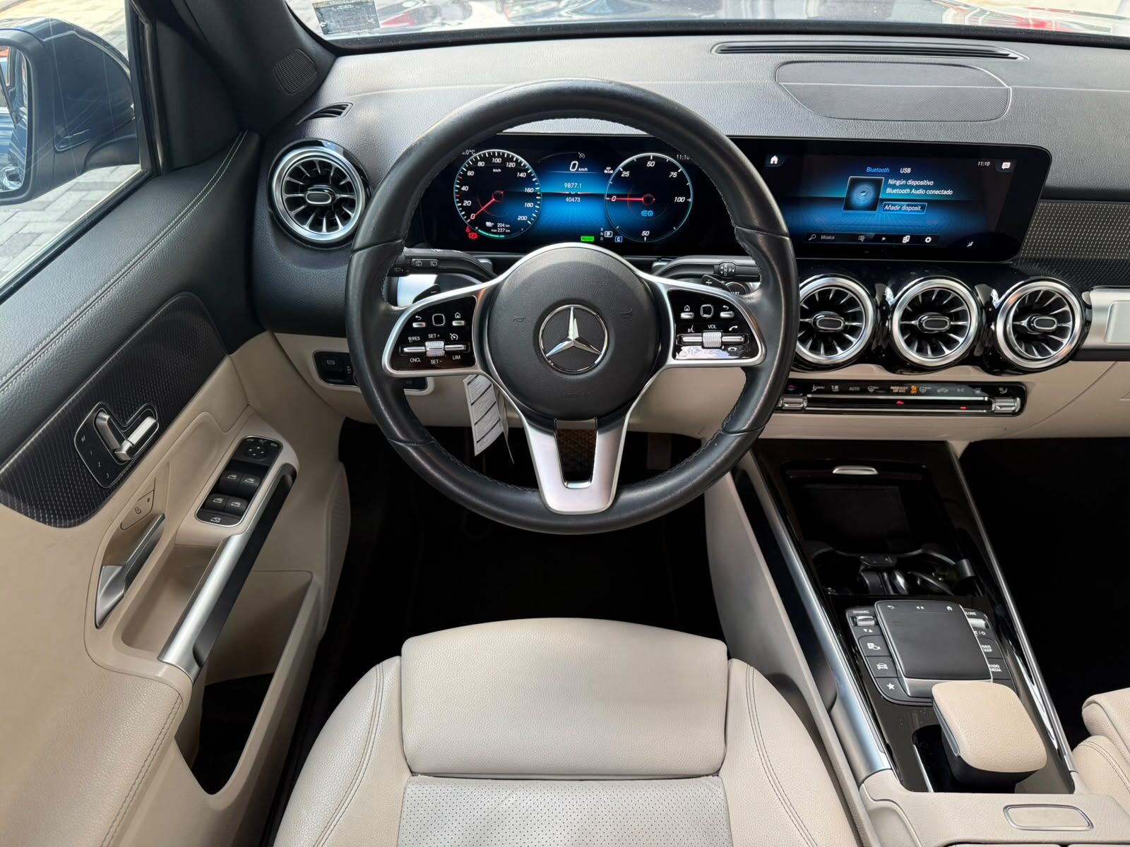 MERCEDES BENZ EQB350 - Imagen 3