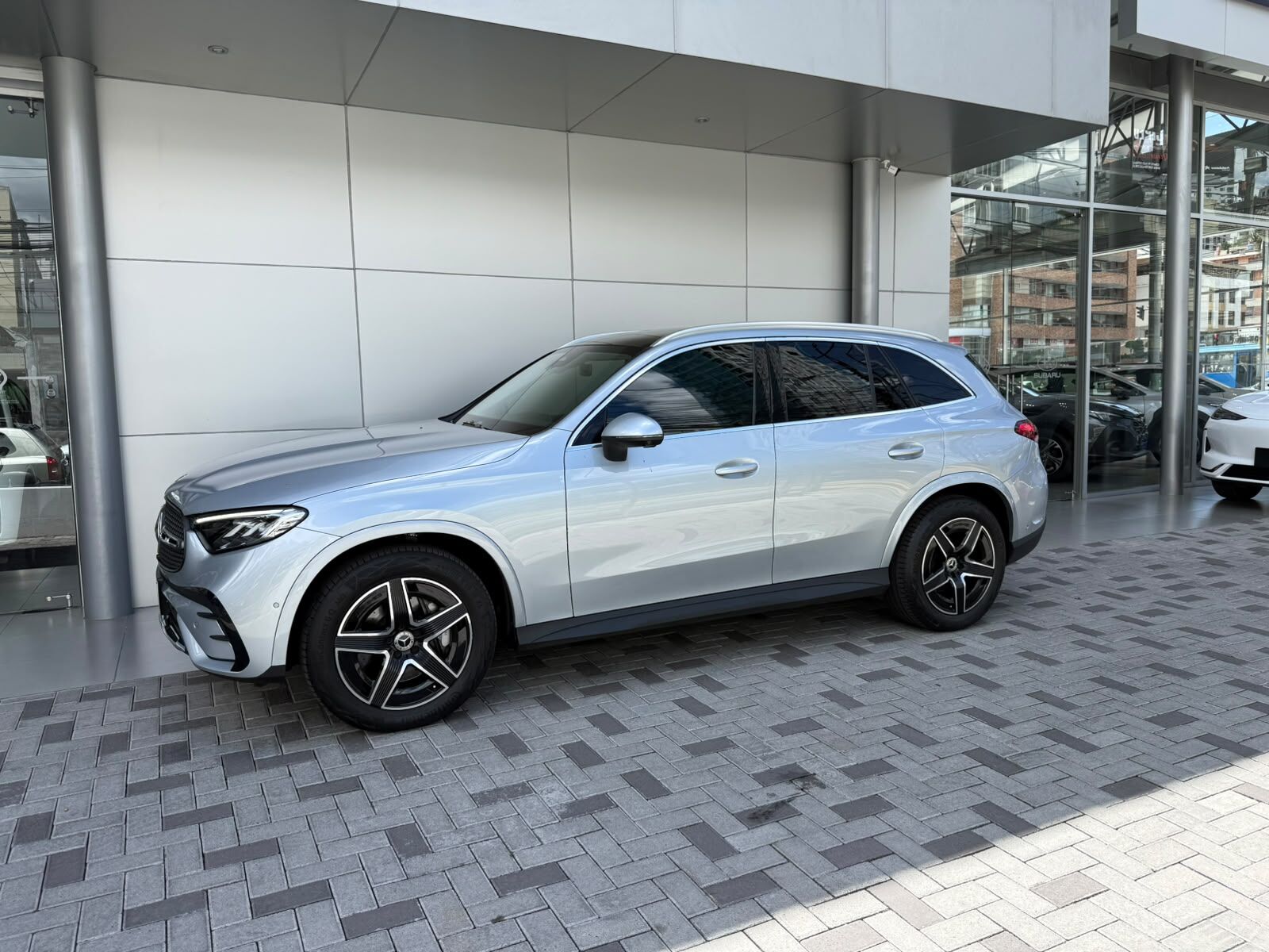 MERCEDES BENZ GLC300
