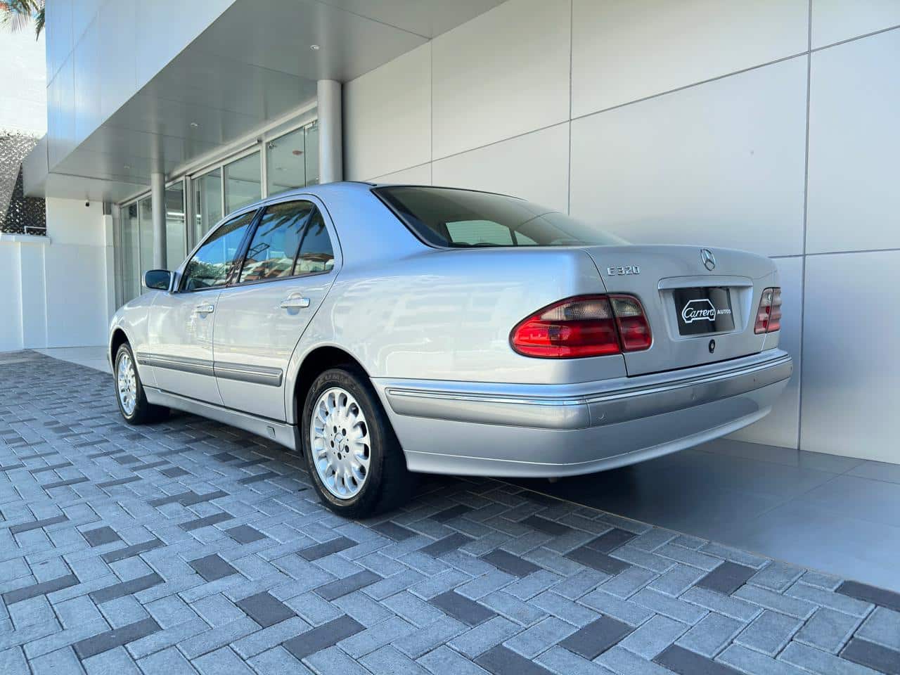 MERCEDES BENZ E320 - Imagen 2