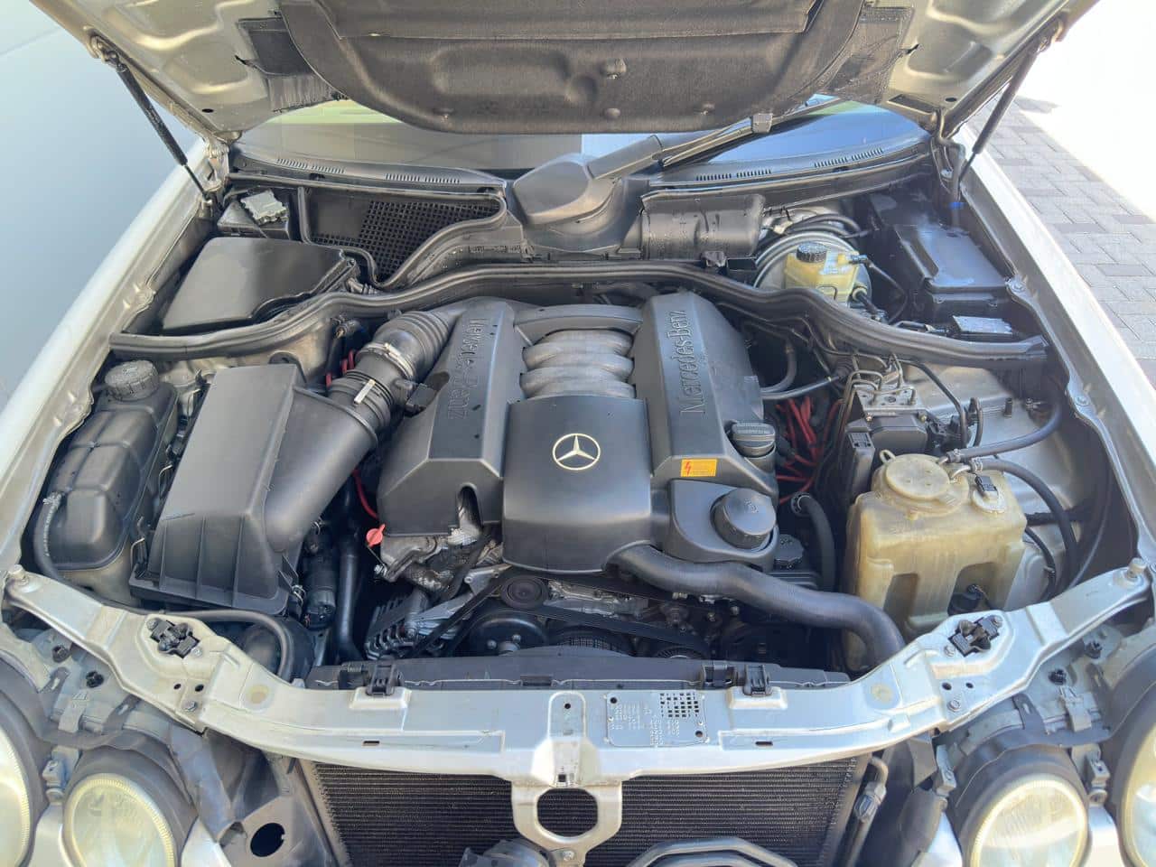 MERCEDES BENZ E320 - Imagen 8